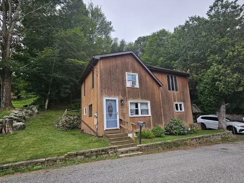 33 Tanner Ave, Norwich, CT 06360