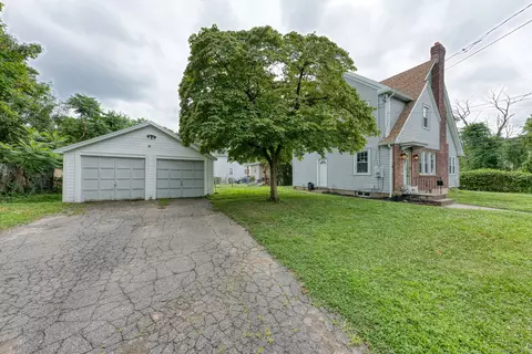 7 Ellsworth St, East Hartford, CT 06108