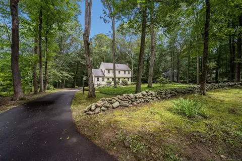 310 Opening Hill Rd, Madison, CT 06443