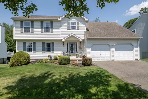 157 Cynrose Pl, Meriden, CT 06451