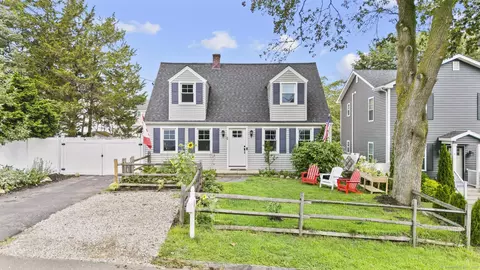 5 Caesar St, Norwalk, CT 06851