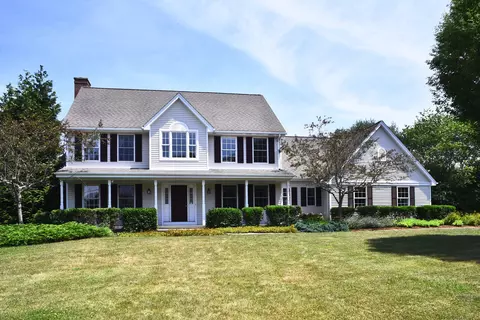 32 Sable Dr, Ledyard, CT 06339
