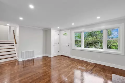 20 Foster Dr, Vernon, CT 06066