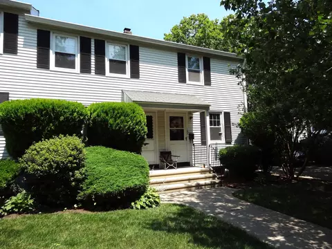 155 Sylvan Knoll Rd, Stamford, CT 06902