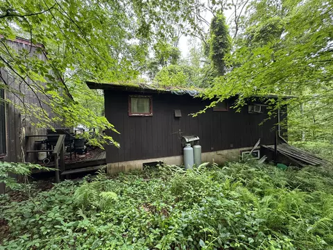 Undisclosed, Chaplin, CT 06235 photo 2