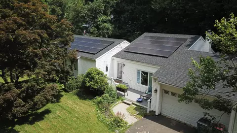 43 Katrina Cir, Bethel, CT 06801