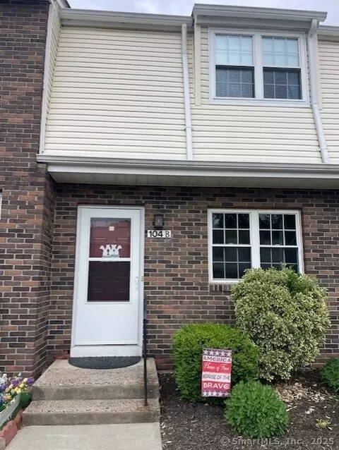 104 N Turnpike Rd #B, Wallingford, CT 06492