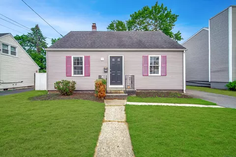 635 Ruth St, Bridgeport, CT 06606