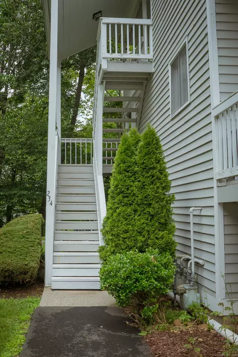 234 Greens Farm Rd #234, Branford, CT 06405