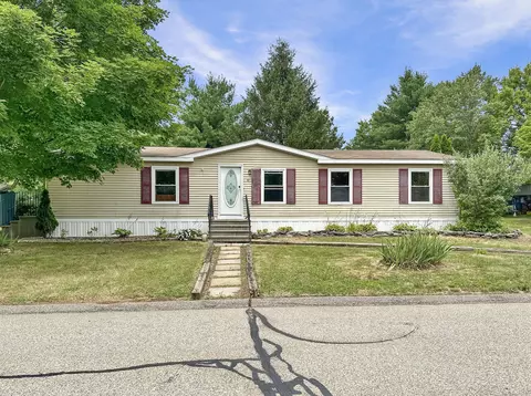 17 Jacqueline Ln, Windham, CT 06256