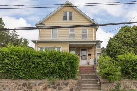 213 Easton Ave, Waterbury, CT 06704