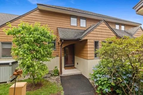 28 Biltmore Park #28, Bloomfield, CT 06002
