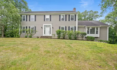 70 Shane Dr, Southbury, CT 06488