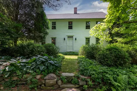 32 Cherniske Rd, New Milford, CT 06776