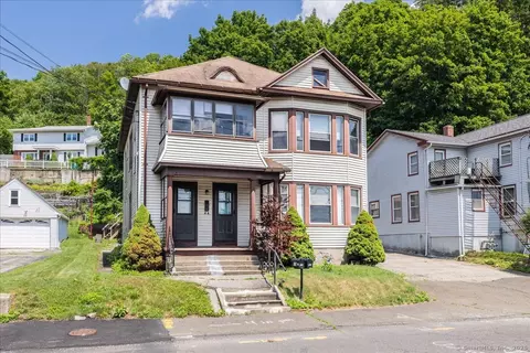 118 New Haven Ave, Derby, CT 06418