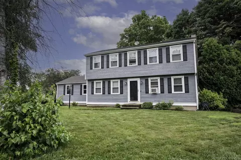 1018 Long Hill Rd, Middletown, CT 06457