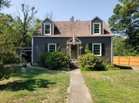 330 Dogburn Ln, Orange, CT 06477