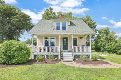 810 Thompsonville Rd, Suffield, CT 06078