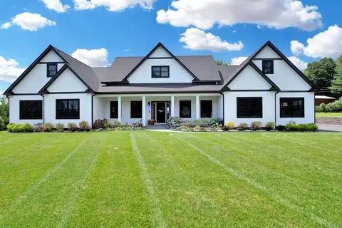 338 Town Line Rd, Southington, CT 06489