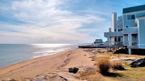 2 Mansfield Grove Rd #262, East Haven, CT 06512