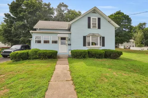 64 N School St, Manchester, CT 06042
