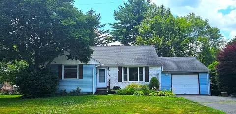 108 French St, Bristol, CT 06010
