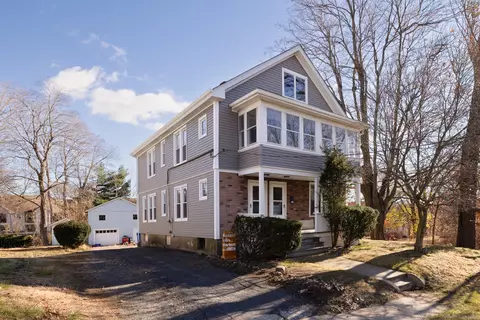 309 Queen St, Bristol, CT 06010