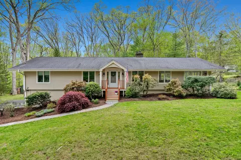 28 Codfish Ln, Weston, CT 06883 photo 1