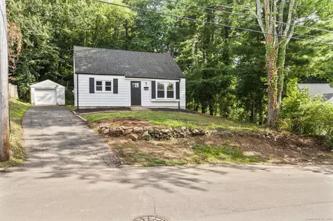 17 Norwood Rd, New Haven, CT 06513