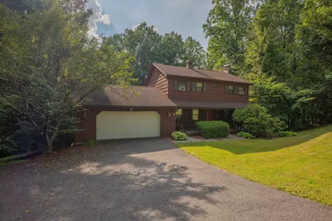 11 Mare Ln, New Milford, CT 06776