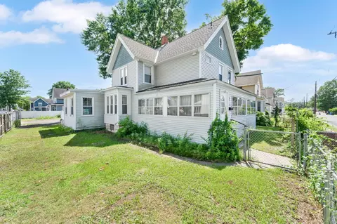 53 Wells Ave, East Hartford, CT 06108