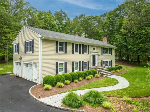 58 Longmeadows Rd, Wilton, CT 06897