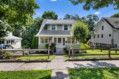 57 Palmer St, Stamford, CT 06907