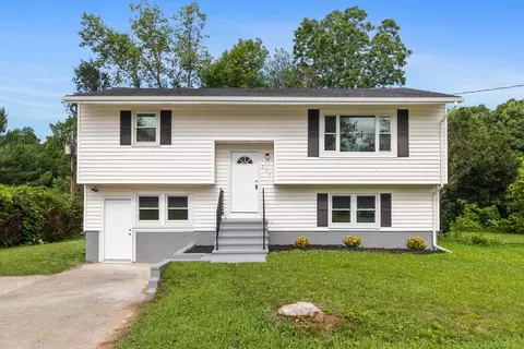 231 Lincolndale Dr, Waterbury, CT 06704
