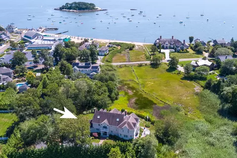 10 Middle Beach Rd W, Madison, CT 06443