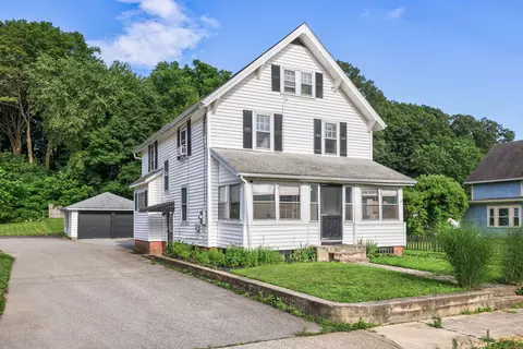 36 School St, Killingly, CT 06239