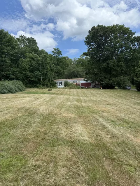 40 Ference Rd, Ashford, CT 06278