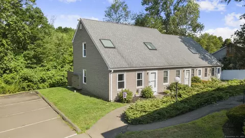 11 Grove Ct #11, Branford, CT 06405