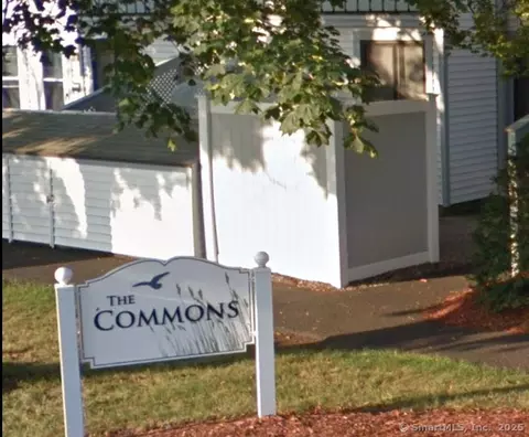 8 Hamre Ln #A, Branford, CT 06405