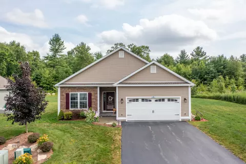 32 Mockingbird Dr #32, Killingly, CT 06239