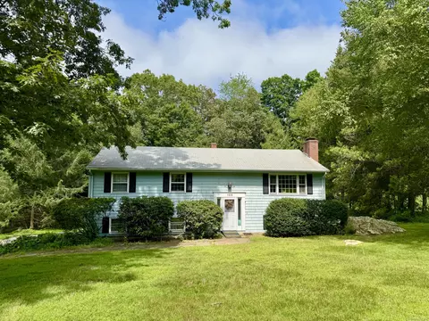 105 Chesterfield Rd, East Lyme, CT 06333