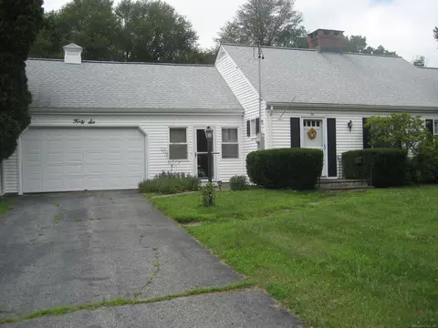 46 Wayne St, Norwich, CT 06360