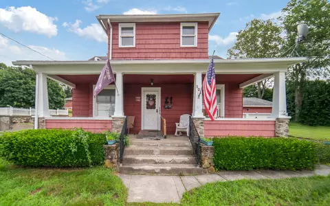 121 Johnson St, Naugatuck, CT 06770