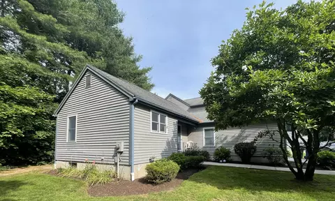 1 Rushford Meade #1, Granby, CT 06035
