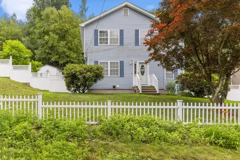 86 Downes St, Waterbury, CT 06704