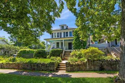 114 Mead Ave, Greenwich, CT 06830