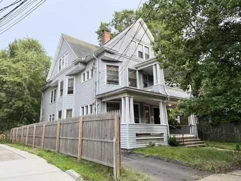 73 Hubinger St, New Haven, CT 06511