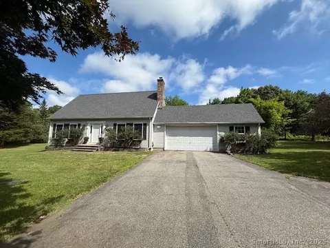 67 Bergendahl Dr, Griswold, CT 06351