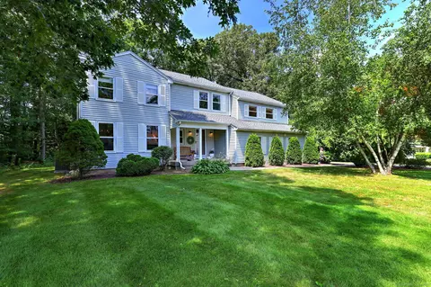 174 Annelise Ave, Southington, CT 06489