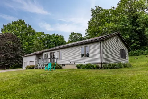 285 Millerton Rd, Lakeville, CT 06039